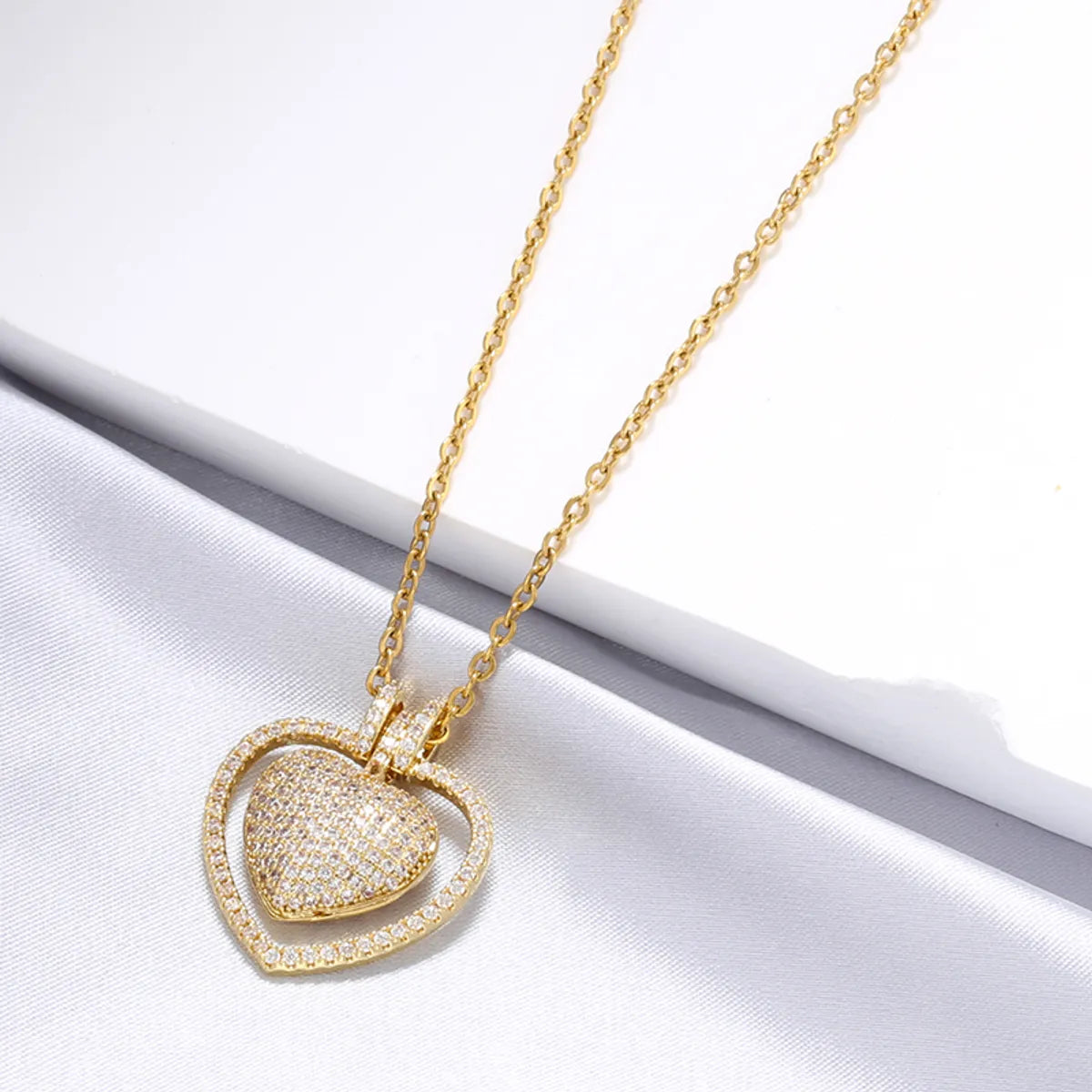 Necklaces Buying Advice-Casual Elegant Heart Shape Copper Plating Inlay Zircon 18k Gold Plated Necklace