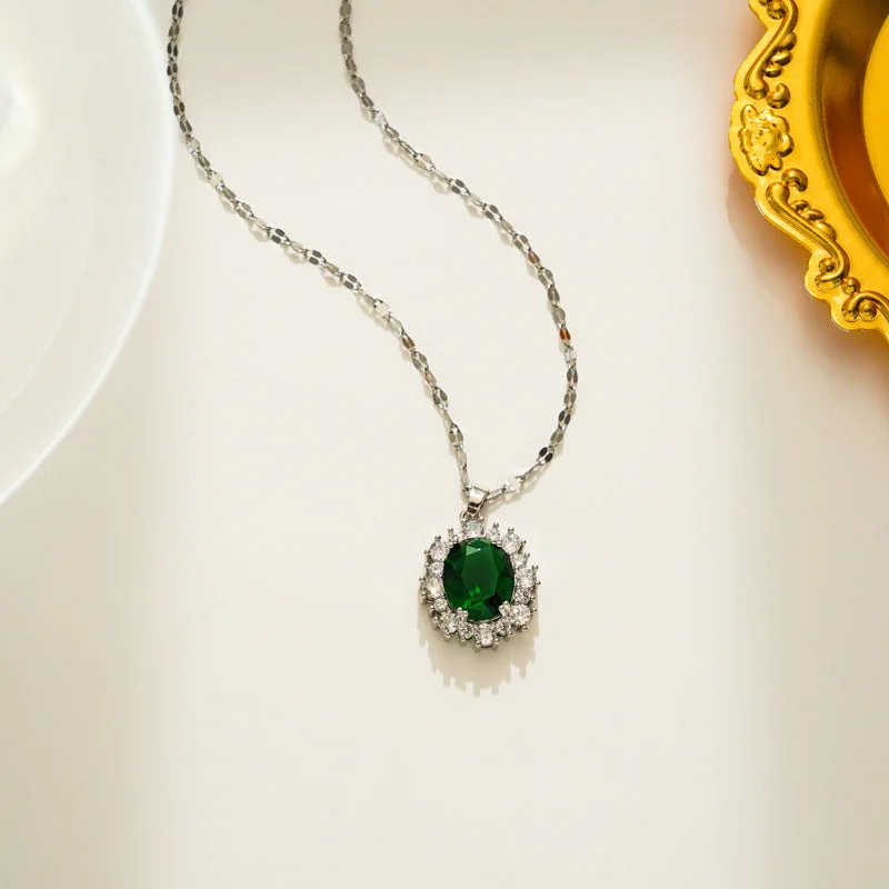 578 Silver Green Zircon Necklace