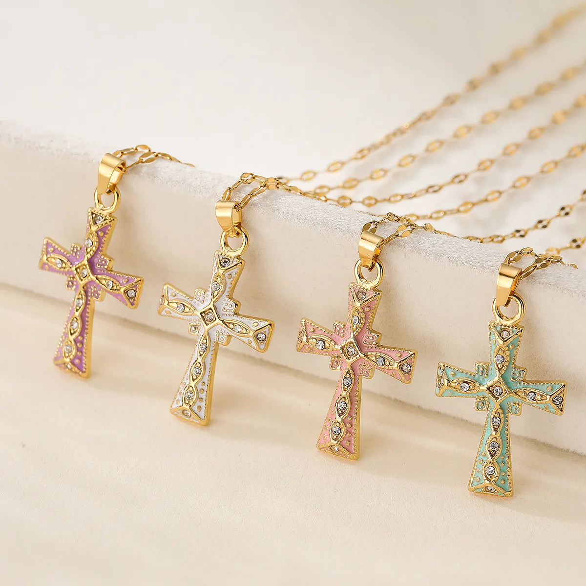 Necklaces With Long Pendants-Copper 18K Gold Plated Classic Style Commute Enamel Plating Inlay Cross Zircon Pendant Necklace