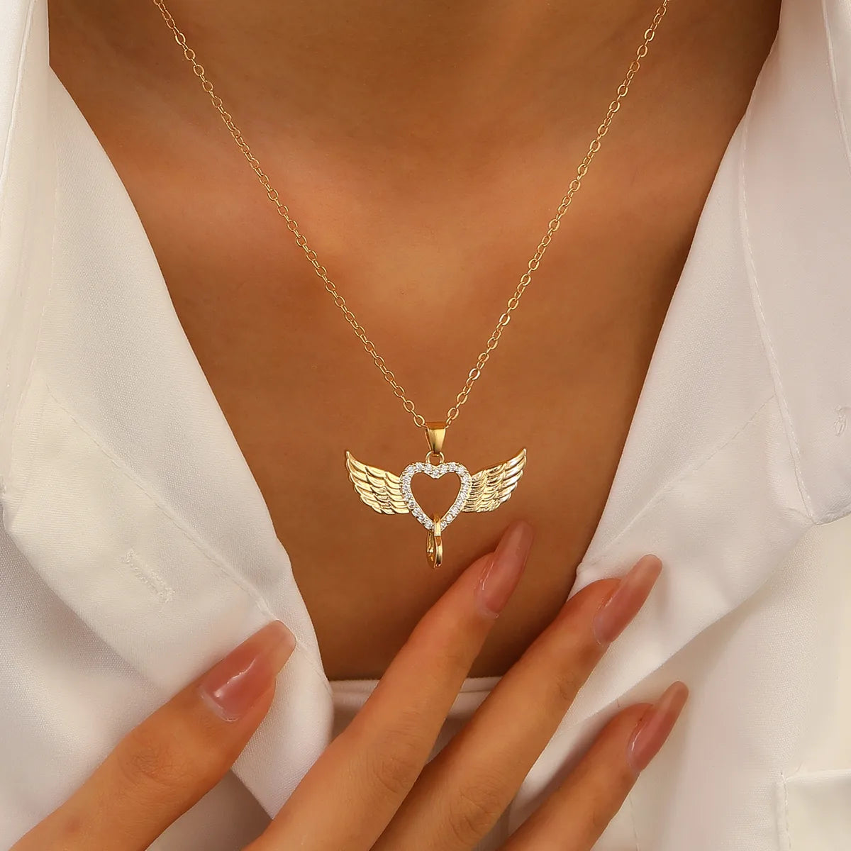 Necklaces For Hot Days-Copper Casual Simple Style Heart Shape Wings Pendant Necklace