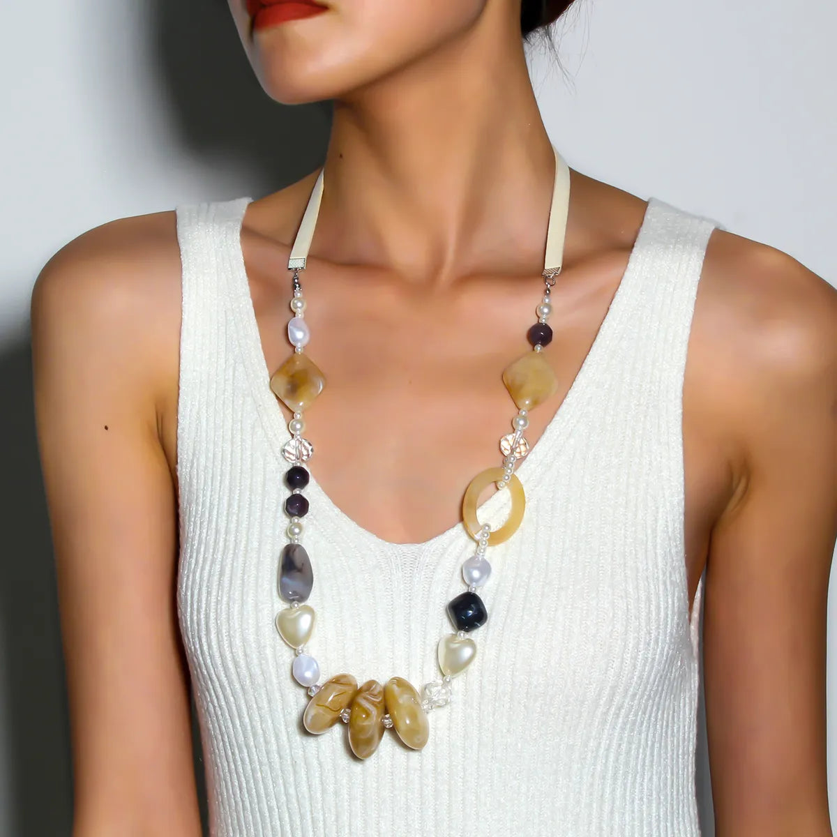 Necklaces For Daytime Style-Retro Geometric Plastic Resin Women's Sweater Chain