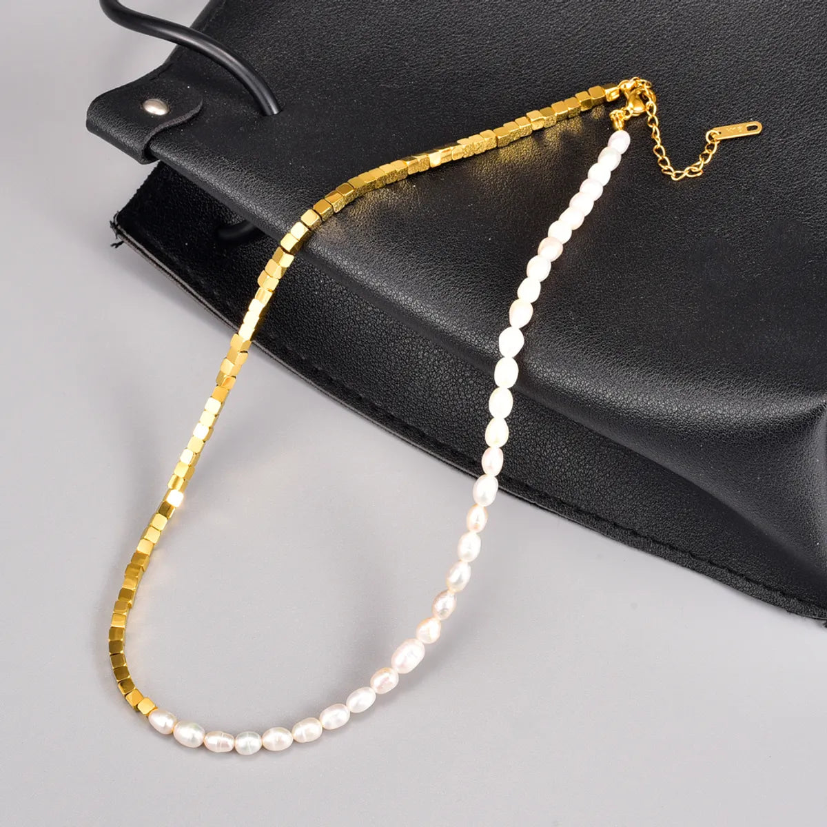 Necklaces For Gold Lovers-Fashion Geometric Titanium Steel Gold Plated Pearl Necklace 1 Piece