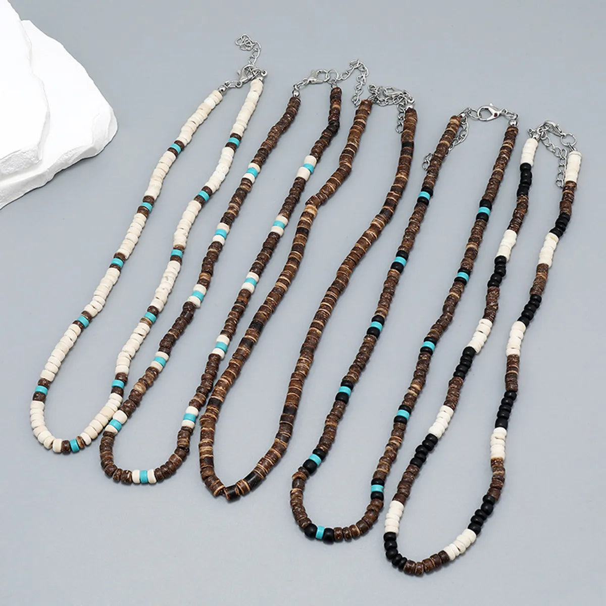 Necklaces For Slim Looks-Vacation Geometric Turquoise Coconut Shell Beaded Men's Necklace