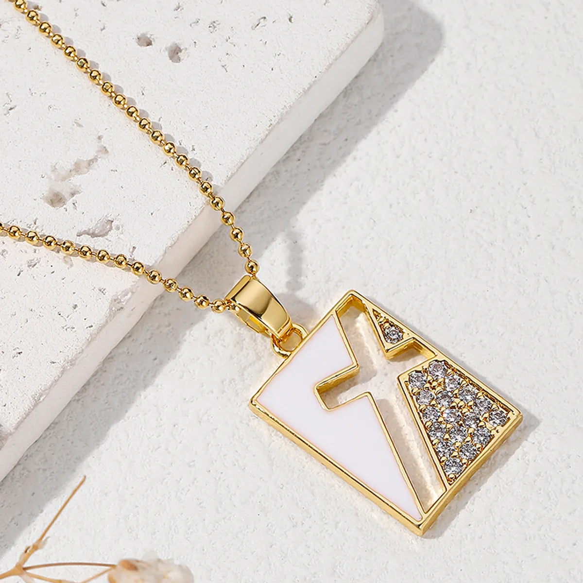 Necklaces For Fun Days-Ig Style Retro Cross Copper Plating Inlay Zircon Pendant Necklace