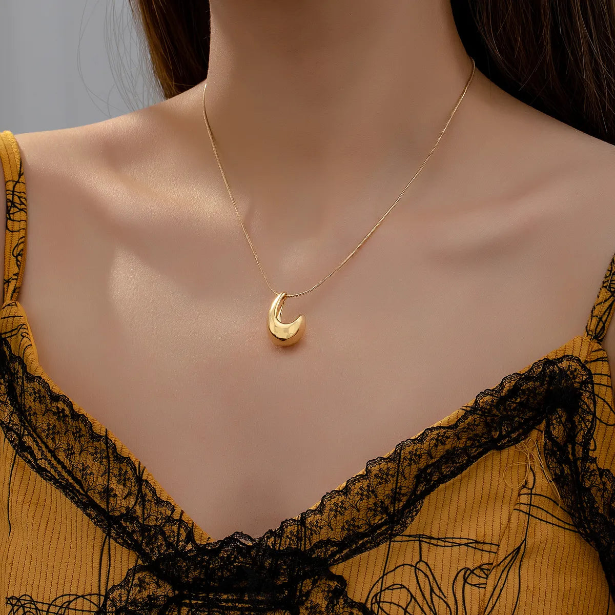 Necklaces For Nighttime Vibes-Romantic Simple Style Commute Water Droplets Zinc Alloy Plating 14K Gold Plated Women's