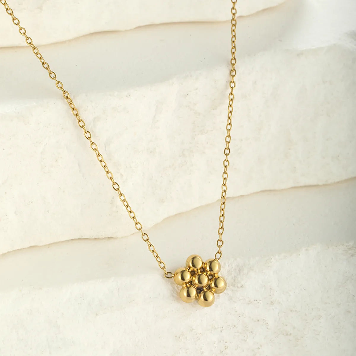 Necklaces Shine Rating-Elegant Flower Stainless Steel Plating 18k Gold Plated Pendant Necklace