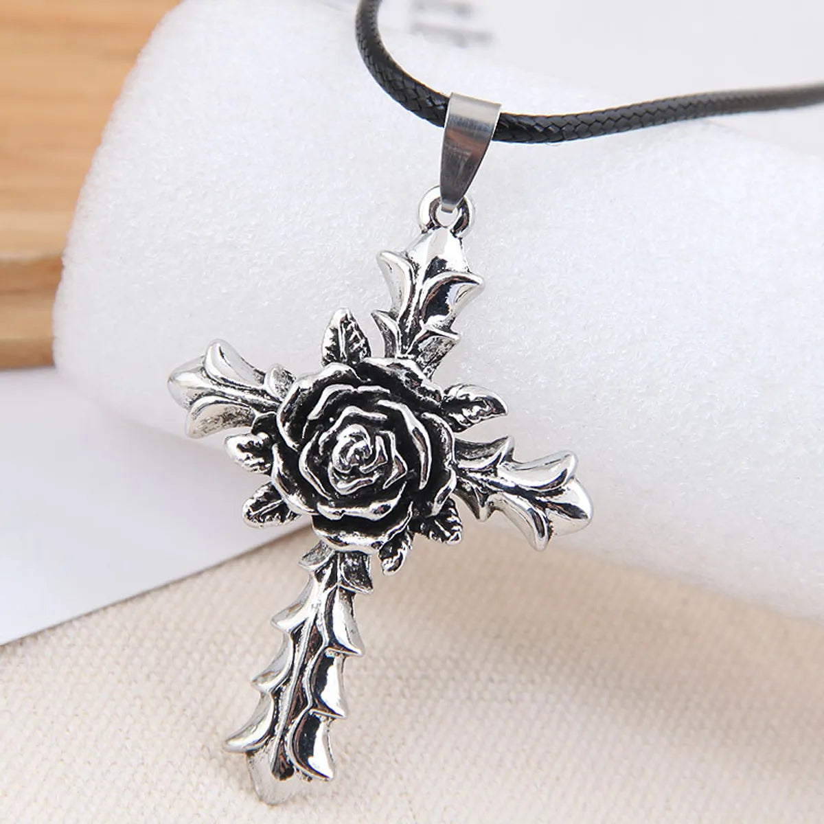 Necklaces Budget Options-New Fashion Retro Simple Cross Flower Exaggerated Alloy Necklace