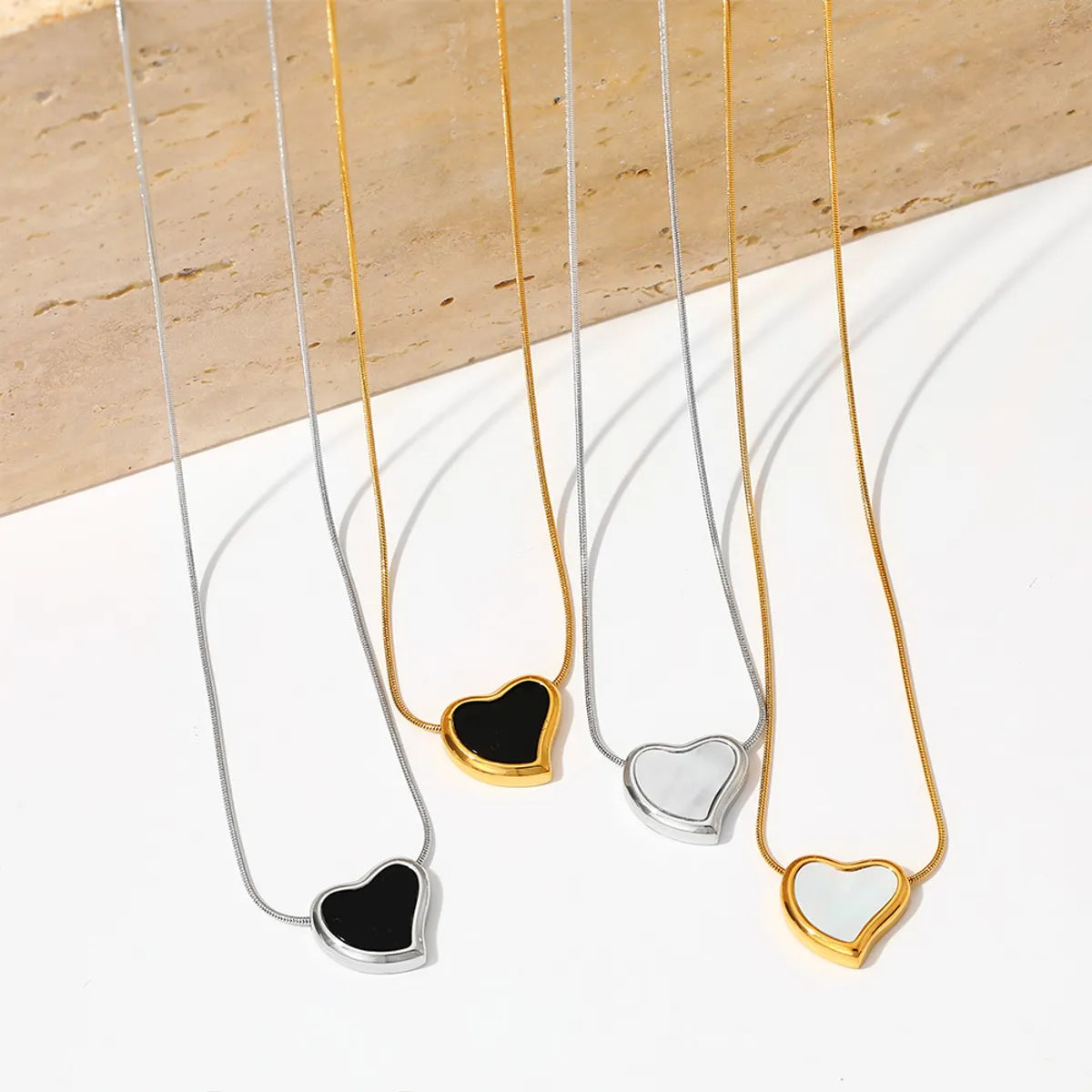 Necklaces For Tall Styles-Casual Simple Style Heart Shape Stainless Steel Plating Inlay Artificial Gemstones Gold Plated Necklace