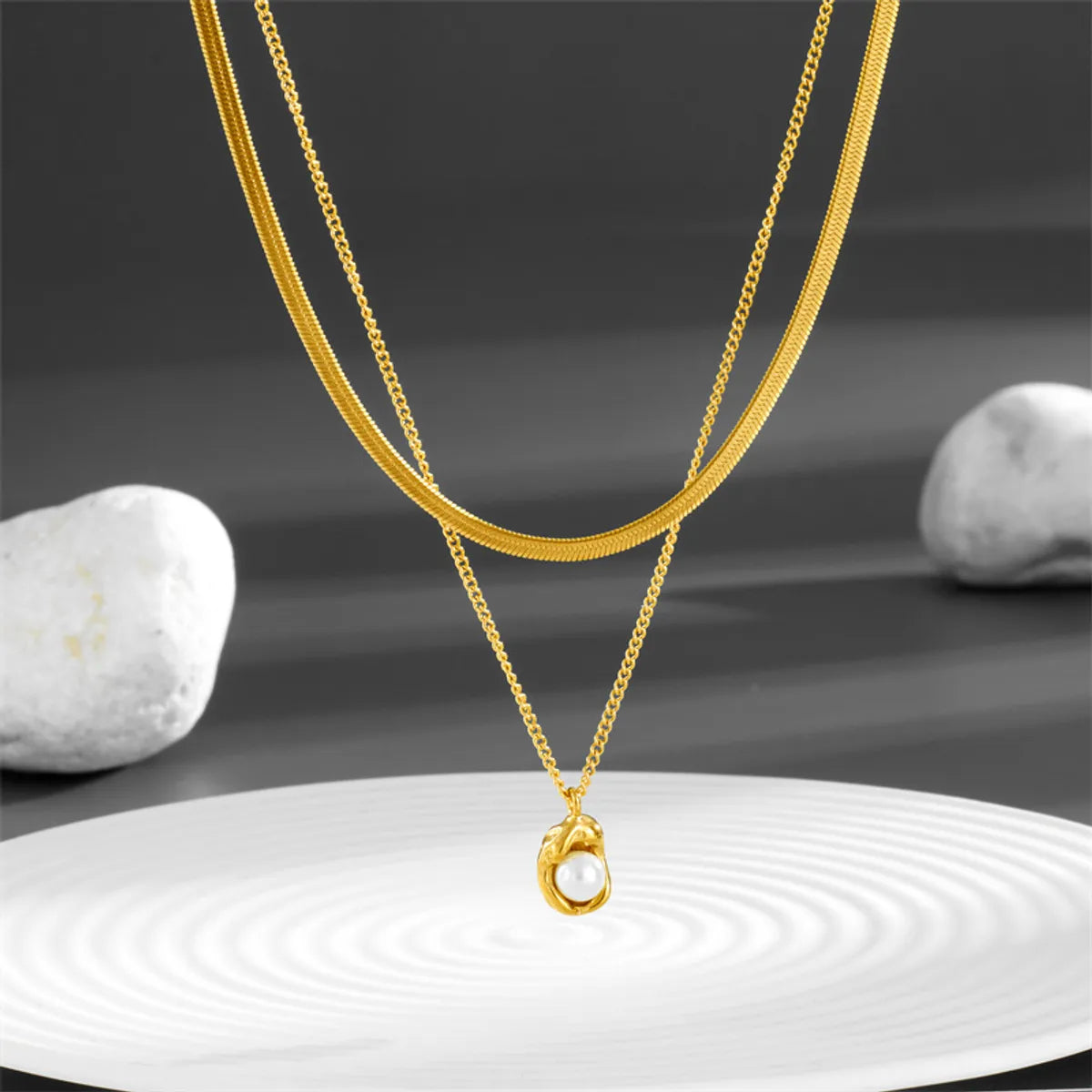 Necklaces For Epic Looks-Simple Style Pea Titanium Steel Plating Inlay Zircon 18k Gold Plated Pendant Necklace