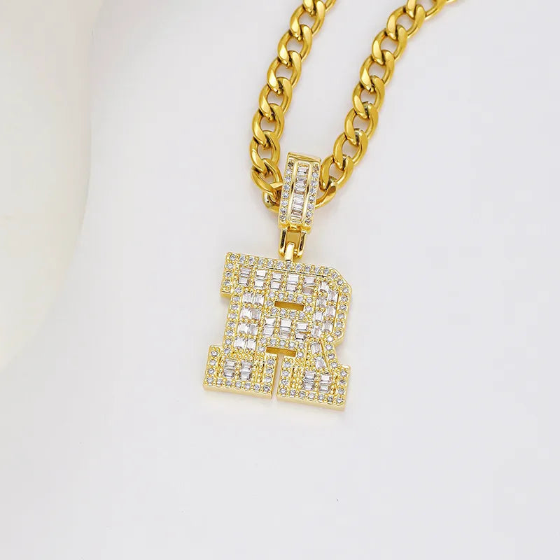 R (Pendant + Chain)