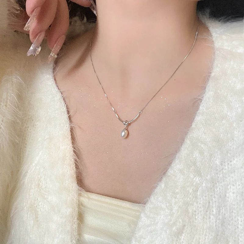 Pearl Bends and Hitches Necklace-Es1720 [White Gold Color]]