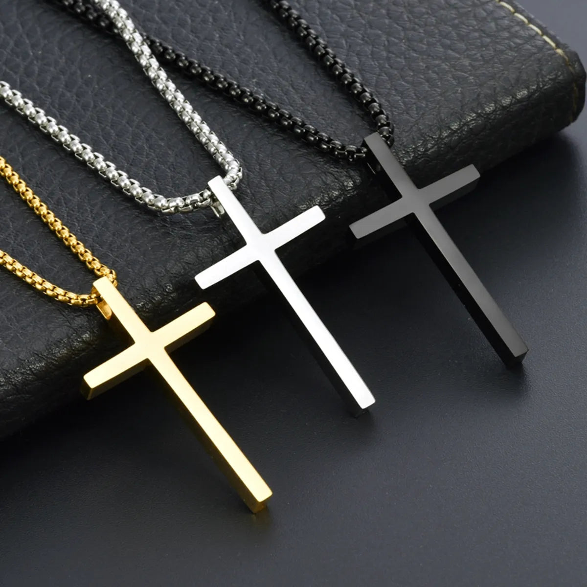 Best Necklaces For Office Wear-Casual Vacation Cross 304 Stainless Steel Plating 18K Gold Plated Men'S