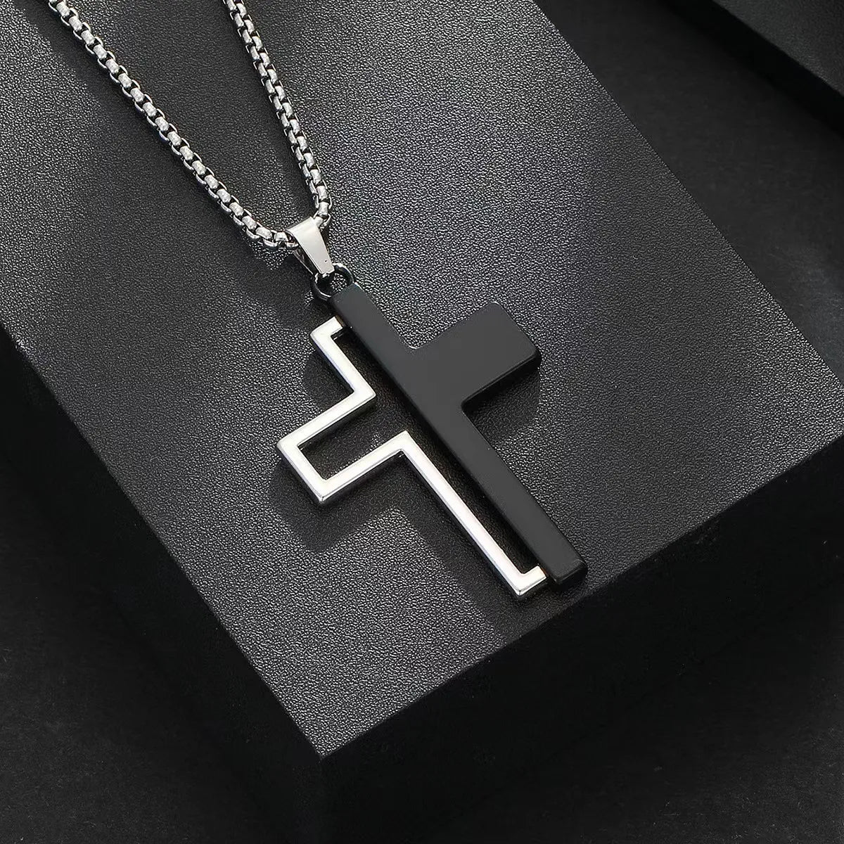 Necklaces For Wide Styles-Simple Style Classic Style Cross Alloy Plating Men'S Pendant Necklace